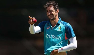 যে কারণে ৮ বছর আইপিএল খেলেননি স্টার্ক