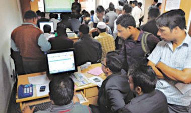 বছরের শেষ কার্যদিবসে বাড়লো লেনদেন