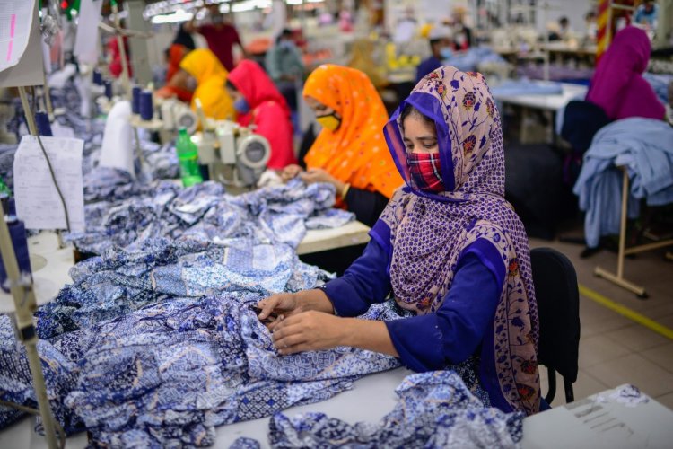 যুক্তরাষ্ট্রে পোশাক রপ্তানি কমেছে ২৪.৭৫ ভাগ