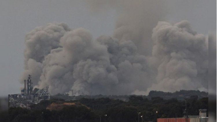 গাজায় ইসরায়েলি বোমা হামলায় নিহত ১১