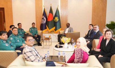 ডিএমপি কমিশনার ও ডিবিপ্রধানের সঙ্গে যুক্তরাষ্ট্রের প্রতিনিধিদলের বৈঠক
