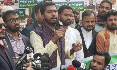 সরকার দেশকে ভয়ংকর বিপর্যয়ের দিকে নিয়ে যাচ্ছে: নুর