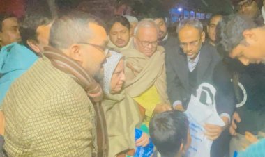 রাজধানীর খিলগাঁওয়ে ৫ শতাধিক শীতার্তদের মাঝে রিজভীর শীতবস্ত্র বিতরণ
