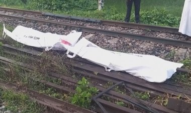 রেললাইনে বসে গেম, ট্রেনে কাটা পড়ে দুই স্কুলছাত্রের মৃত্যু