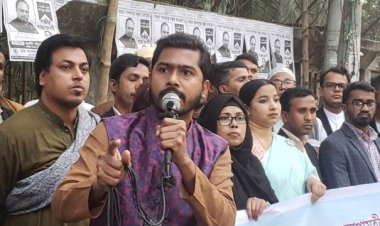 নতুন কৌশলে আন্দোলন চান নুর