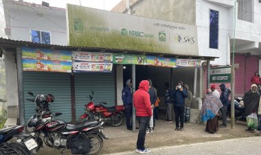 বগুড়ায় এনআরবিসি ব্যাংকের সিন্দুক কেটে টাকা চুরি