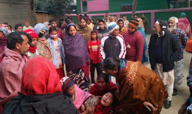 সিরাজগঞ্জে নিজ বাসায় মিললো বাবা-মা-মেয়ের গলাকাটা মরদেহ