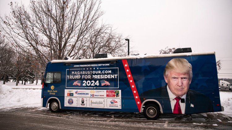 তীব্র শীতেও নির্বাচনের উত্তাপ যুক্তরাষ্ট্রে