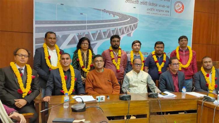 ডিজেএফবির ফের সভাপতি হামিদ, নতুন সম্পাদক মুহিব