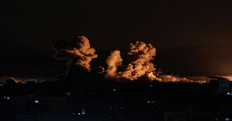 যুদ্ধের দ্বারপ্রান্তে ইরান-যুক্তরাষ্ট্র:  দ্য ইকোনমিস্টের প্রতিবেদন