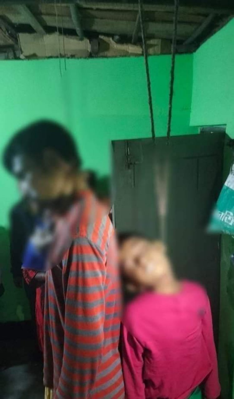 কুষ্টিয়ায় একই রশিতে ঝুলে ছিল বাবা-ছেলের মরদেহ