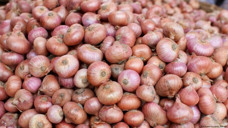 আবার সেঞ্চুরির ঘরে পেঁয়াজ