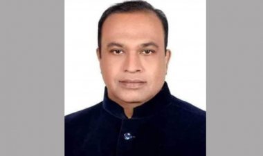  নোয়াখালীতে উপজেলা আওয়ামী লীগের সম্পাদকসহ ৪ জনকে অব্যাহতি