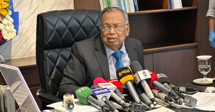  দুর্বল ব্যাংককে সবল ব্যাংকের সঙ্গে একীভূত করা ভালো: অর্থমন্ত্রী