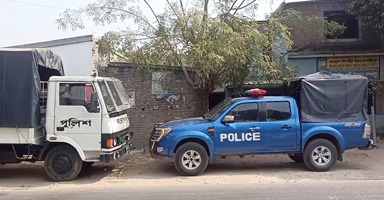  শিবগঞ্জে আধিপত্য বিস্তারে ৪০ ককটেল বিস্ফোরণ