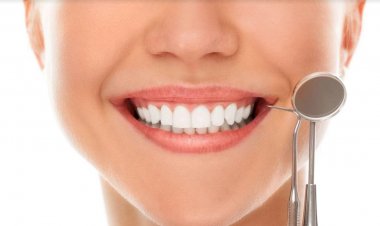 দাঁতের দাগ দূর করার ঘরোয়া উপায়