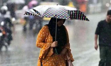 ৮ বিভাগেই বৃষ্টির আভাস, ৬০ কিমি বেগে বইতে পারে ঝড়
