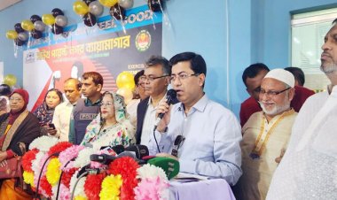 দুর্ঘটনা ঘটলে একজন আরেকজনের বিরুদ্ধে দায় চাপানোর চেষ্টা করে: তাপস