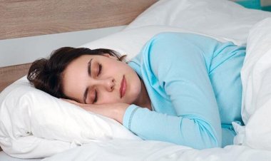 নারীদের বেশি ঘুম দরকার, বলছে গবেষণা