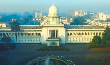 আপিল বিভাগে ছাদ থেকে পড়ল পানি, ১৮ মিনিট বন্ধ থাকল বিচারকাজ