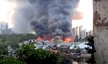  কড়াইল বস্তিতে আগুন, নিয়ন্ত্রণে ৮ ইউনিট