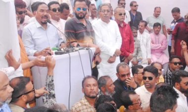 মোবাইল-ল্যাপটপ রেখে তরুণদের রাজপথে নামার আহ্বান মেজর হাফিজের