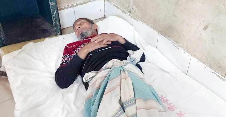 সেহরিতে চেতনানাশক খাবার খাইয়ে লুট, হাসপাতালে ৩