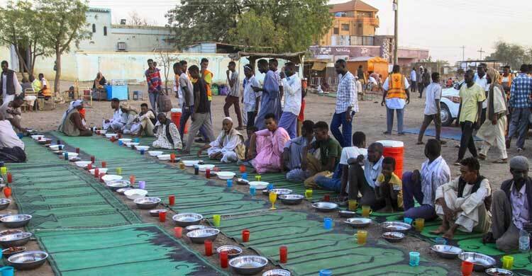 সুদানে তীব্র অনাহারের ঝুঁকিতে ৫০ লাখ মানুষ
