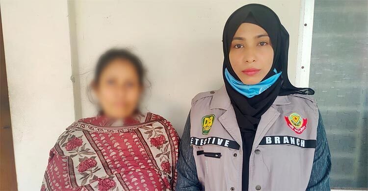  সাবেক সচিবের মেয়ে চুরি করেন ৮০০ মোবাইল, ডাক্তার সাজতে গিয়ে ধরা