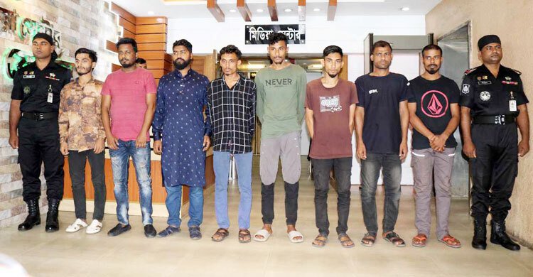 সাভারে একের পর এক হত্যাকাণ্ড ঘটিয়েছে গিয়ার হৃদয় গ্রুপ, গ্রেফতার ৮