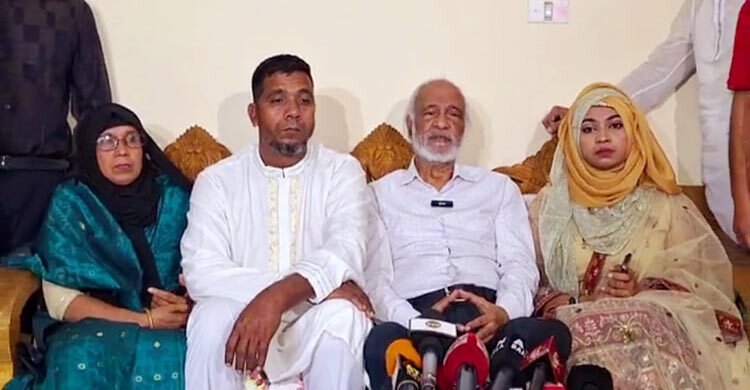 বিএনপি বিদেশ নির্ভর হলে সারাবছর এসি রুমে সিনেমা দেখতো: মঈন খান