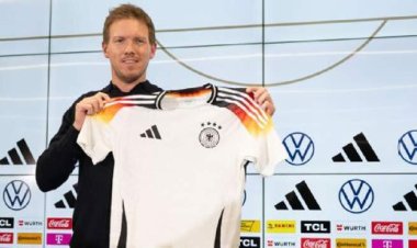 গুঞ্জন উড়িয়ে জার্মানিতে মেয়াদ বাড়লো নাগলসম্যানের