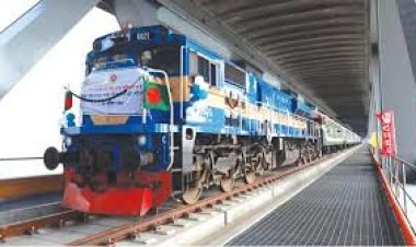 ঢাকা থেকে ১৫ রুটে ট্রেনের ভাড়া যf বাড়ল