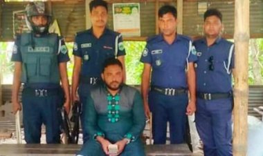  ভোট কিনতে গিয়ে ইউপি চেয়ারম্যান আটক