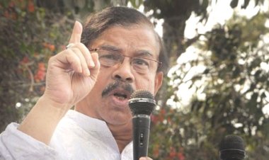 সরকারকে অপসারণ করতে না পারলে দেশ বাঁচানো যাবে না: মান্না