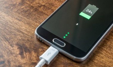 যে কৌশলে বাড়াতে পারেন ফোনের ব্যাটারির আয়ু