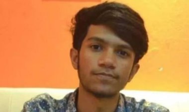 সংসদ ভবন এলাকায় দুই গ্রুপের সংঘর্ষে শিক্ষার্থী নিহত