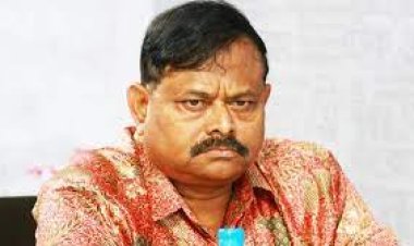 জেনারেল আজিজের দুর্নীতি অনুসন্ধান চেয়ে দুদকে আবেদন