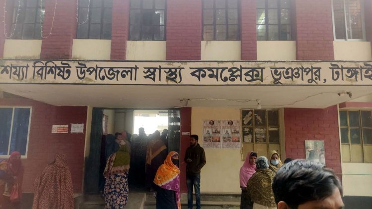 হাসপাতালের ভবনের ফাঁক দিয়ে পড়ে রোগীর মৃত্যু