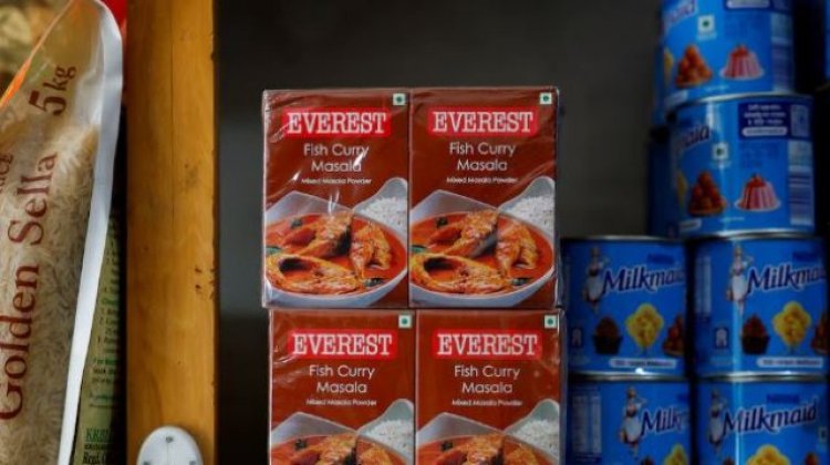 ভারতে পচা রুটি ভাত ও কাঠের গুঁড়ায় তৈরি হচ্ছে মসলা