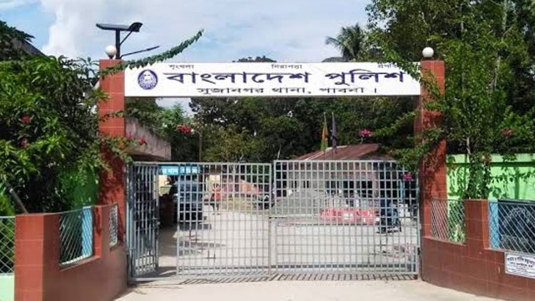 পাবনায় তেলবাহী লরির চাপায় ২ যুবক নিহত