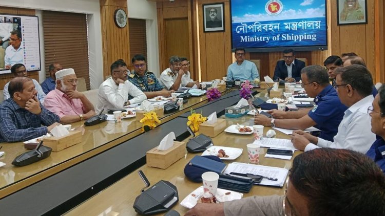 নৌপথে গোয়েন্দা নজরদারি বাড়ানোর নির্দেশ প্রতিমন্ত্রীর
