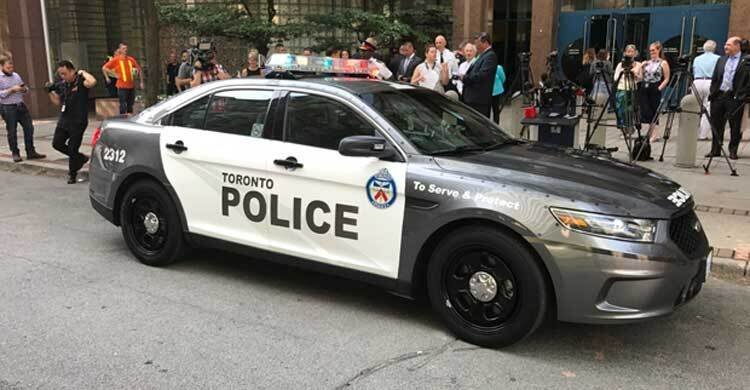  কানাডায় ইহুদি স্কুলে বন্দুক হামলা