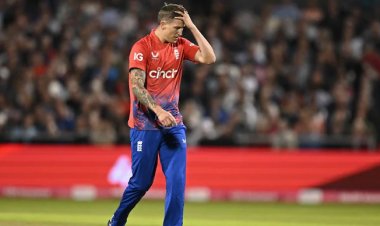 বেটিংয়ে জড়িয়ে বিশ্বকাপের আগে নিষিদ্ধ হলেন ব্রাইডন কার্স