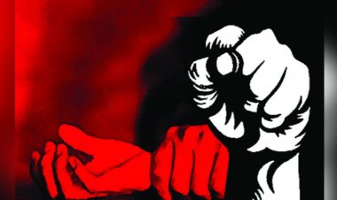 স্বামীর অনুপস্থিতিতে ঘরে ঢুকে গৃহবধূকে ধর্ষণ