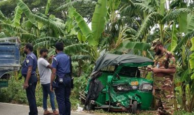 বরিশাল মহাসড়কে ত্রিমুখী সংঘর্ষ, নিহত ২