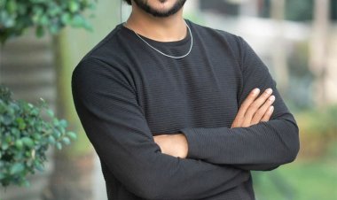  আমেরিকা যাচ্ছেন নিরব