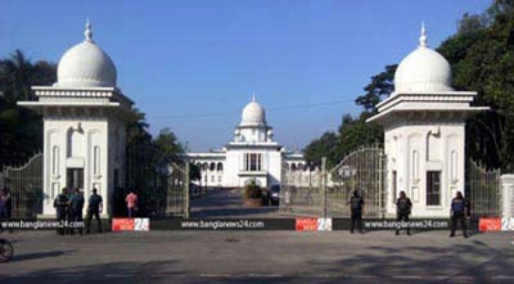 প্রকাশ্যে খুন হওয়া স্কুলছাত্রীর হত্যাকারীকে দয়া নয়: হাইকোর্ট