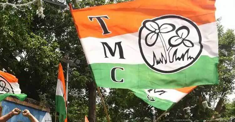পশ্চিমবঙ্গে এগিয়ে তৃণমূল