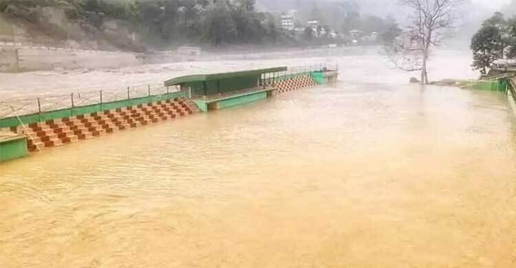 পশ্চিমবঙ্গে বিপৎসীমা ছাড়িয়েছে তিস্তার পানি